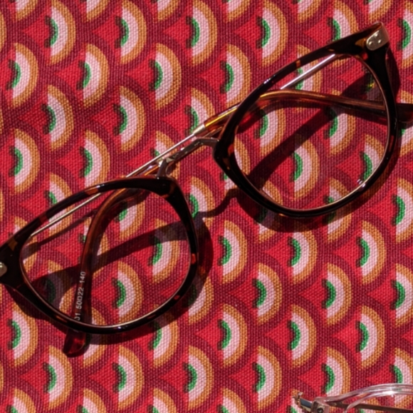 Faux tortise glasses - Picture 2 of 7